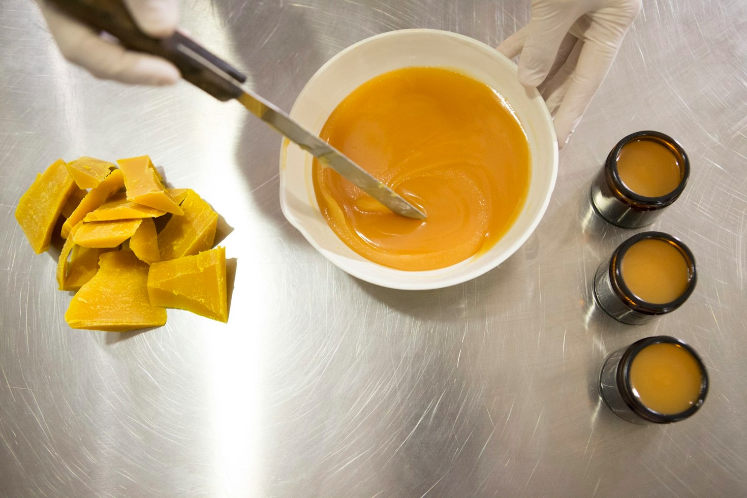 Holiday Scent Recipes That Wow Every Houseguest